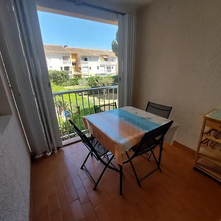 Pour 4, Proche Plage, Commerces Et Parking Prive - Fr-1-776-63